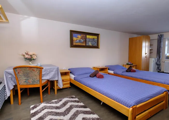 Vila24 Pensionat Levice